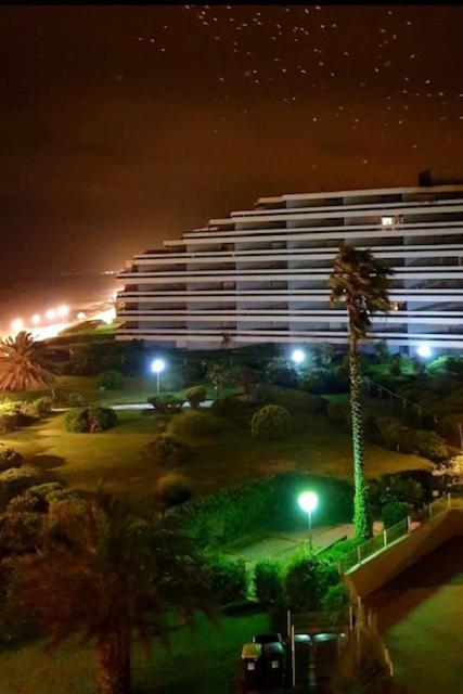 Appartement Les Pieds Dans L'Eau à Canet-en-Roussillon Extérieur photo