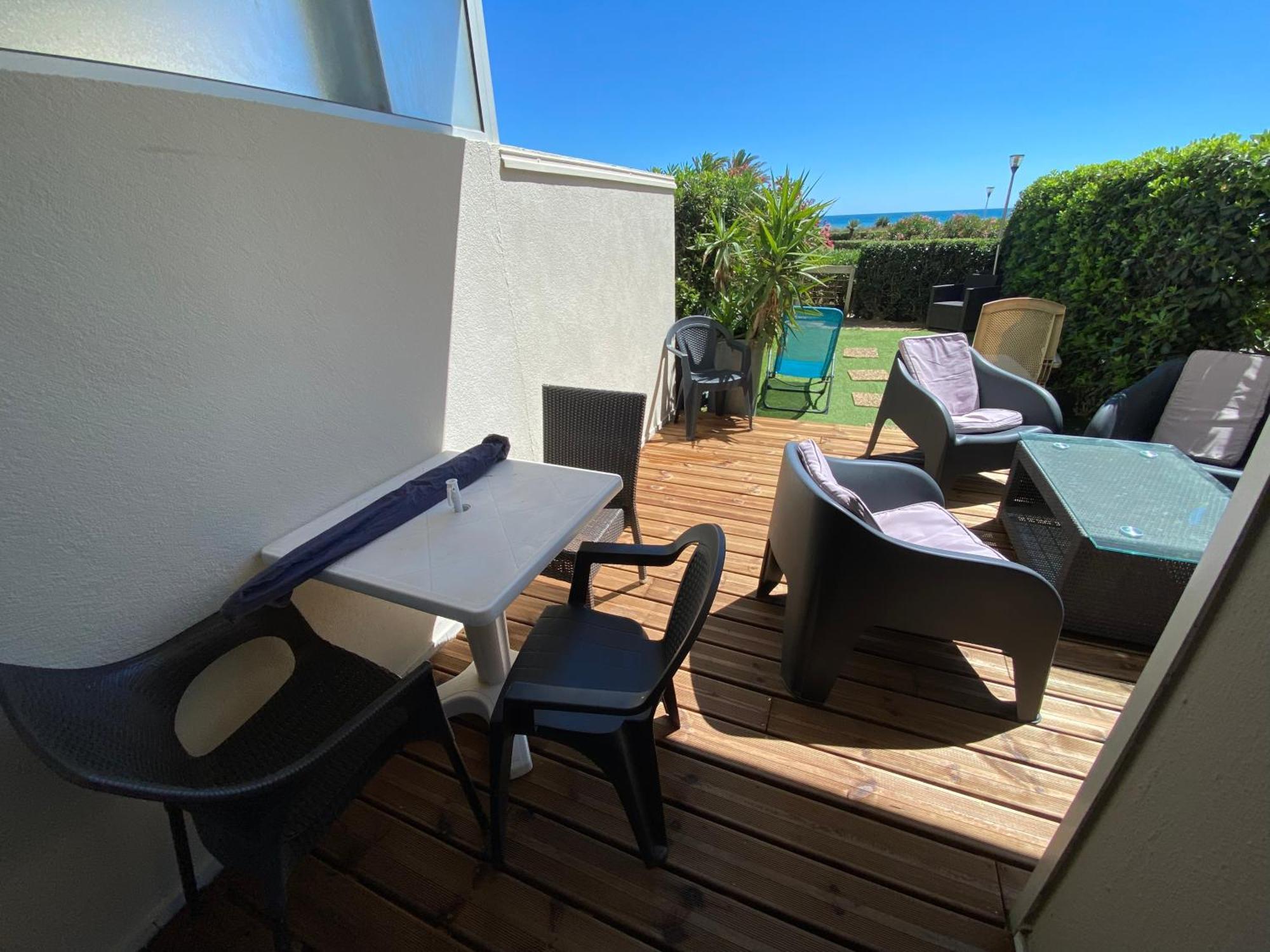 Appartement Les Pieds Dans L'Eau à Canet-en-Roussillon Extérieur photo