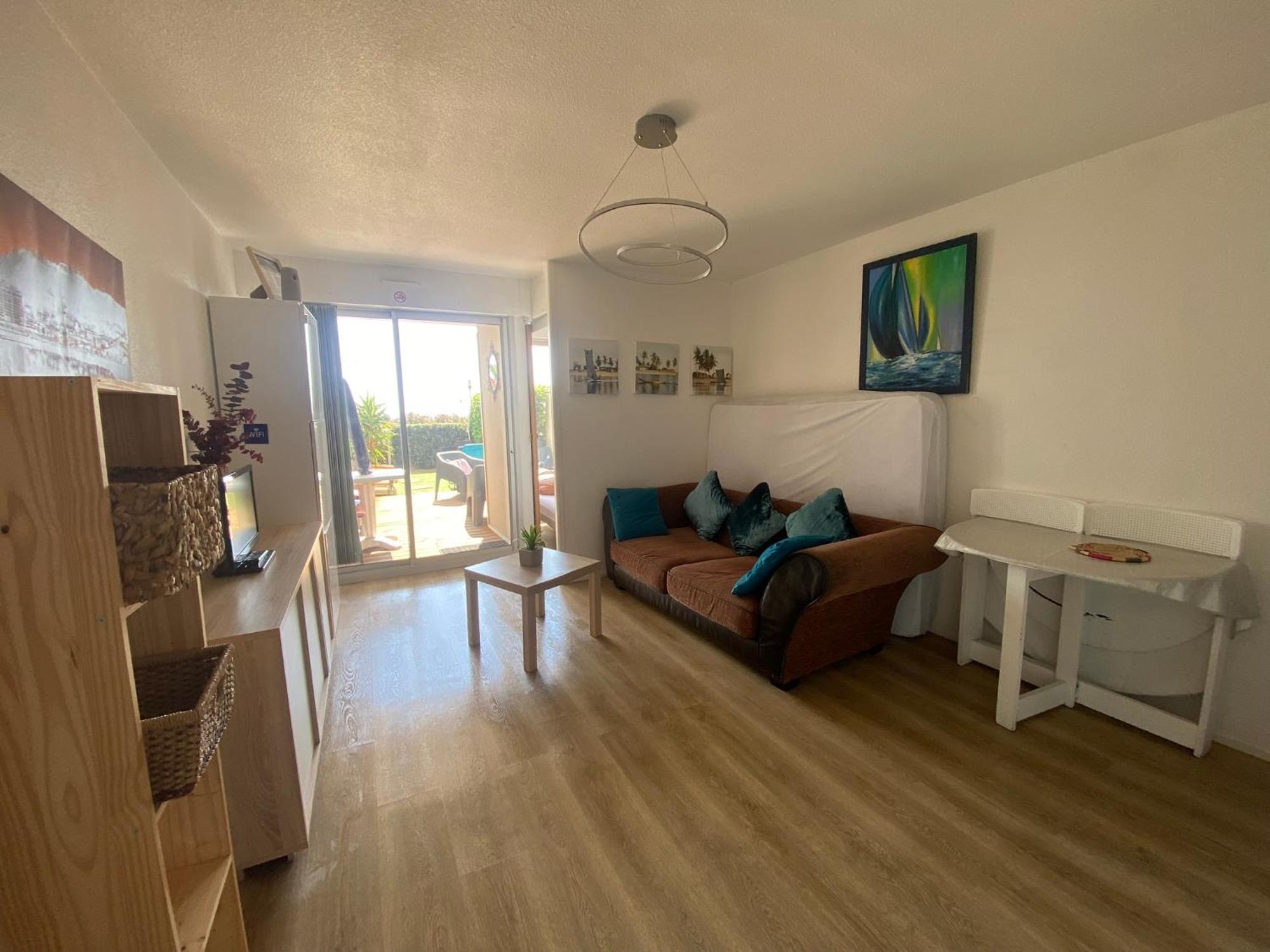 Appartement Les Pieds Dans L'Eau à Canet-en-Roussillon Extérieur photo